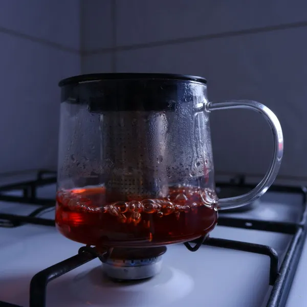 Süzgeçli Cam Demlik